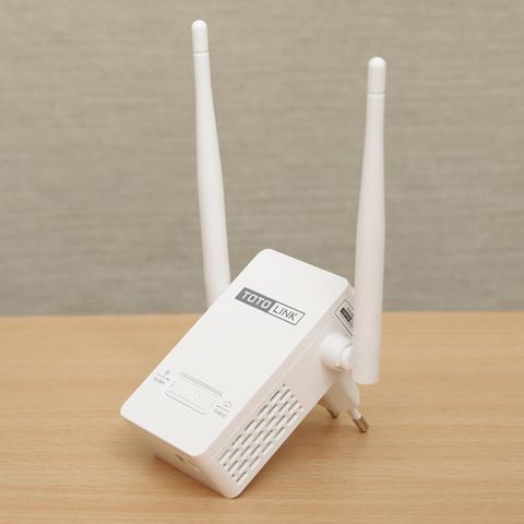 Repeater Wifi 300Mbps Totolink EX201 Trắng