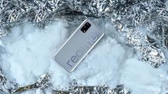  Hé lộ nhiều thông số kỹ thuật của smartphone Realme RMX2716: Màn hình OLED, chip Snapdragon 765G, 4 camera 64MP 