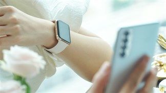 Chiếc OPPO Watch mà Sếp Tùng đang đeo và sắp ra mắt tại Việt Nam là phiên bản chạy Wear OS của Google