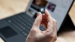  Không chỉ Apple, Microsoft cũng đang phát triển chip ARM riêng để tích hợp trên các mẫu Surface, Intel chắc sẽ buồn lắm đây 
