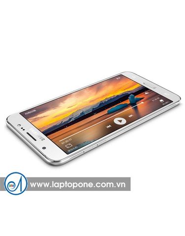 Thay màn hình laptop Dell inspiron i3153