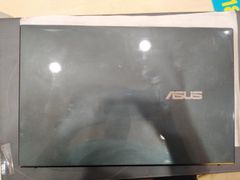  Asus UX425EA i5 1135G7/8GB/512GB/14