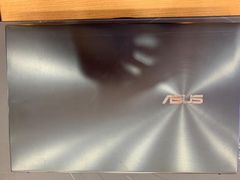  Asus UX425EA i5 1135G7/8GB/512GB/14