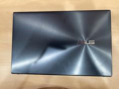  Asus UX425EA i5 1135G7/8GB/512GB/14