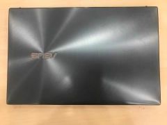  Asus UX425EA i5 1135G7/8GB/512GB/14