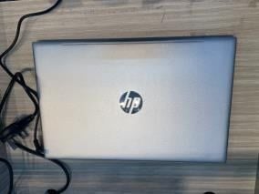 Laptop HP 240 G8 i5 1135G7/8GB/512GB/Win10 (3D3H7PA)