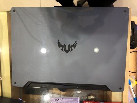 Asus FX506LH i5 10300H/8GB/512GB/4GB GTX1650/15.6