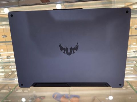 Asus FX506LI i7 10870H/8GB/512GB/4GB GTX1650Ti/15.6