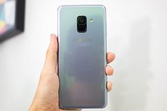  Dịch vụ Thay nắp lưng Samsung Galaxy A8 