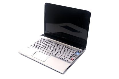 Sony Vaio E Sve14A16Fg