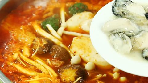 2 cách nấu lẩu hàu kim chi chua cay thơm ngon nóng hổi vừa thổi vừa ăn