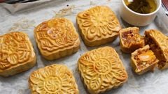  Cách làm bánh trung thu thập cẩm khô bò mới lạ đơn giản tại nhà 