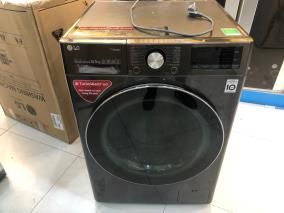 Máy giặt LG Inverter 10.5 kg FV1450S2B