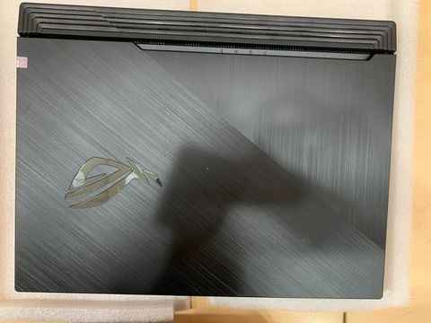 Asus G512 i7 10750H/8GB/512GB/4GB GTX1650Ti/15.6