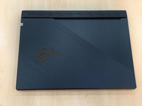 Asus G512 i7 10750H/8GB/512GB/4GB GTX1650Ti/15.6