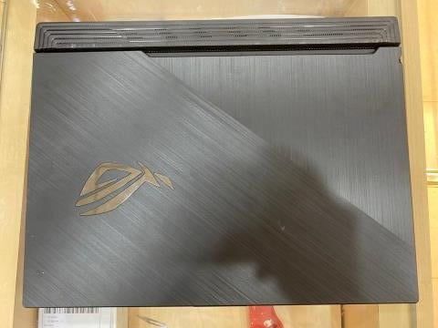 Asus G512 i5 10300H/8GB/512GB/4GB GTX1650Ti/15.6