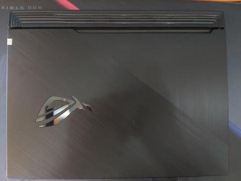 Asus G512 i7 10750H/8GB/512GB/4GB GTX1650Ti/15.6
