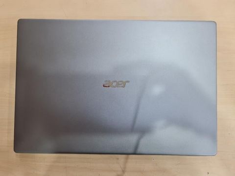 Acer Swift SF314 57G 53T1 i5 1035G1/8GB/512GB SSD/2GB MX250/14