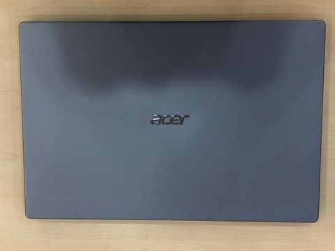 Acer Swift SF314 57G 53T1 i5 1035G1/8GB/512GB SSD/2GB MX250/14