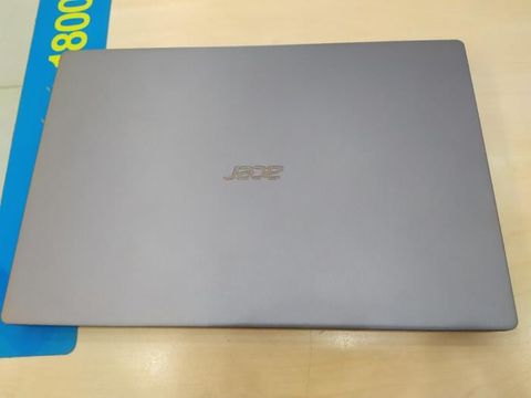 Acer Swift SF314 57G 53T1 i5 1035G1/8GB/512GB SSD/2GB MX250/14