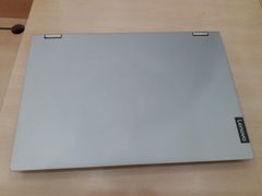  Lenovo ideapad C340 14IWL i5 8265U/8GB/256GB/14