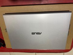  Asus X409UA i3 7020U/4GB/256GB/14