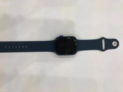 Apple Watch Series 7 GPS, 45mm Blue Aluminium Case with Abyss Blue Sport Band - Regular (MKN83VN/A) 