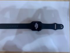  Apple Watch Series 7 GPS, 45mm Midnight Aluminium Case with Midnight Sport Band - Regular (MKN53VN/A) 