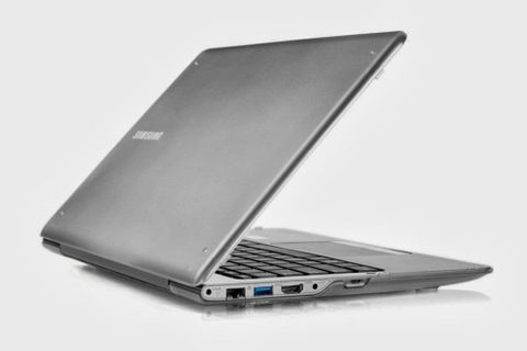 Vỏ mặt D Samsung NP535U4C