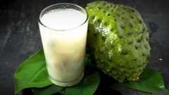  4 cách làm sinh tố mãng cầu ngọt mát tốt cho sức khoẻ 