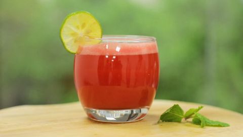 2 cách làm soda dưa hấu mát lạnh, giải nhiệt mùa hè cực đơn giản