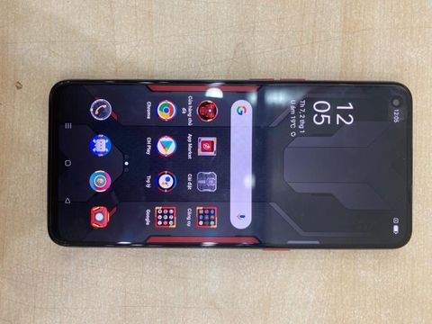 OPPO Reno 5 Marvel