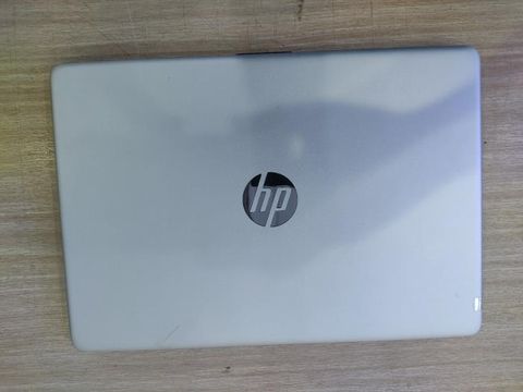 HP 348 G7 i3 8130U/4GB/256GB/14