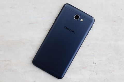 Thay vỏ Samsung Galaxy J7 Prime