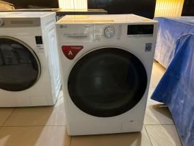 Máy giặt LG Inverter 10.5 kg FV1450S3W