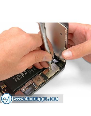 Sửa iPhone 5 giá rẻ lấy liền quận 10