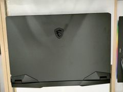  MSI GP76 Leopard 11UG i7 11800H/16GB/1TB SSD/8GB RTX3070/17.3
