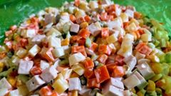  Cách làm salad Nga ngon miệng đơn giản dễ làm ngay tại nhà 