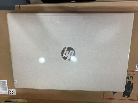 HP Pavilion 15 cs2034TU i5 8265U/4GB/1TB/15.6