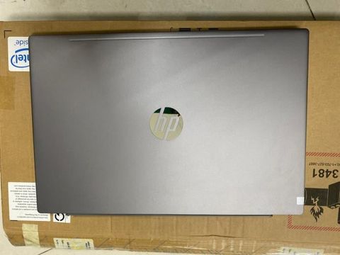 HP Pavilion 15 cs2120TX i5 8265U/8GB/1TB/2GB MX130/15.6