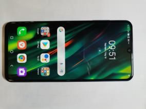 Điện thoại Vsmart Aris (8GB/128GB)