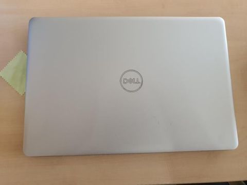 Dell Inspiron 5584 i5 8265U/8GB/2TB/2GB MX130/15.6