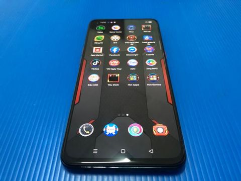 OPPO Reno 5 Marvel