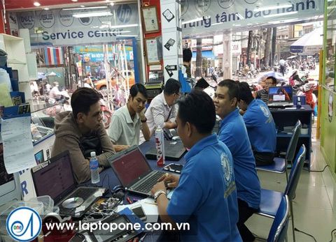 Thay màn hình laptop DELL INSPIRON 7567 giá rẻ