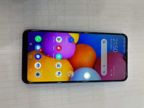 VIVO Y1S Blue