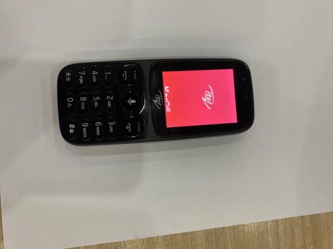 Itel 9200 Đen