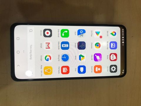 Vsmart Aris Pro (8G+128G) Lục Cực Quang