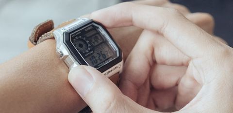 Cách chỉnh ngày giờ trên đồng hồ điện tử Casio 4 nút cực đơn giản