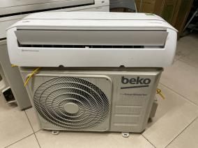Điều hòa 2 chiều Beko Inverter 12000 BTU RSVH12VS
