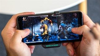 Trên tay ASUS ROG Phone 3: Vỏn vẹn 1 năm, ASUS tiếp tục làm nóng thị trường với quái thú hàng đầu giới Android